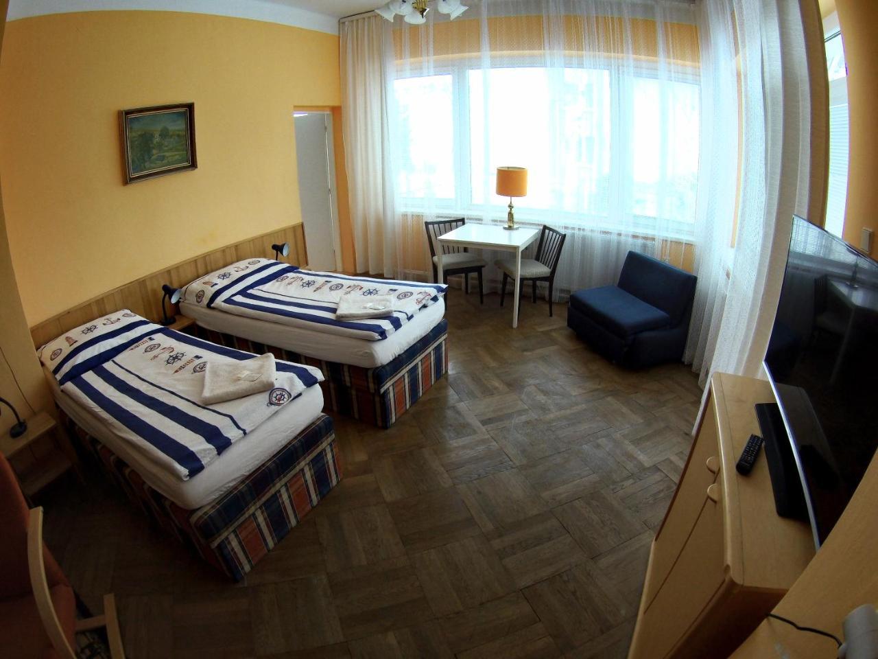 Penzion Moravia ออลอโมตซ์ ภายนอก รูปภาพ